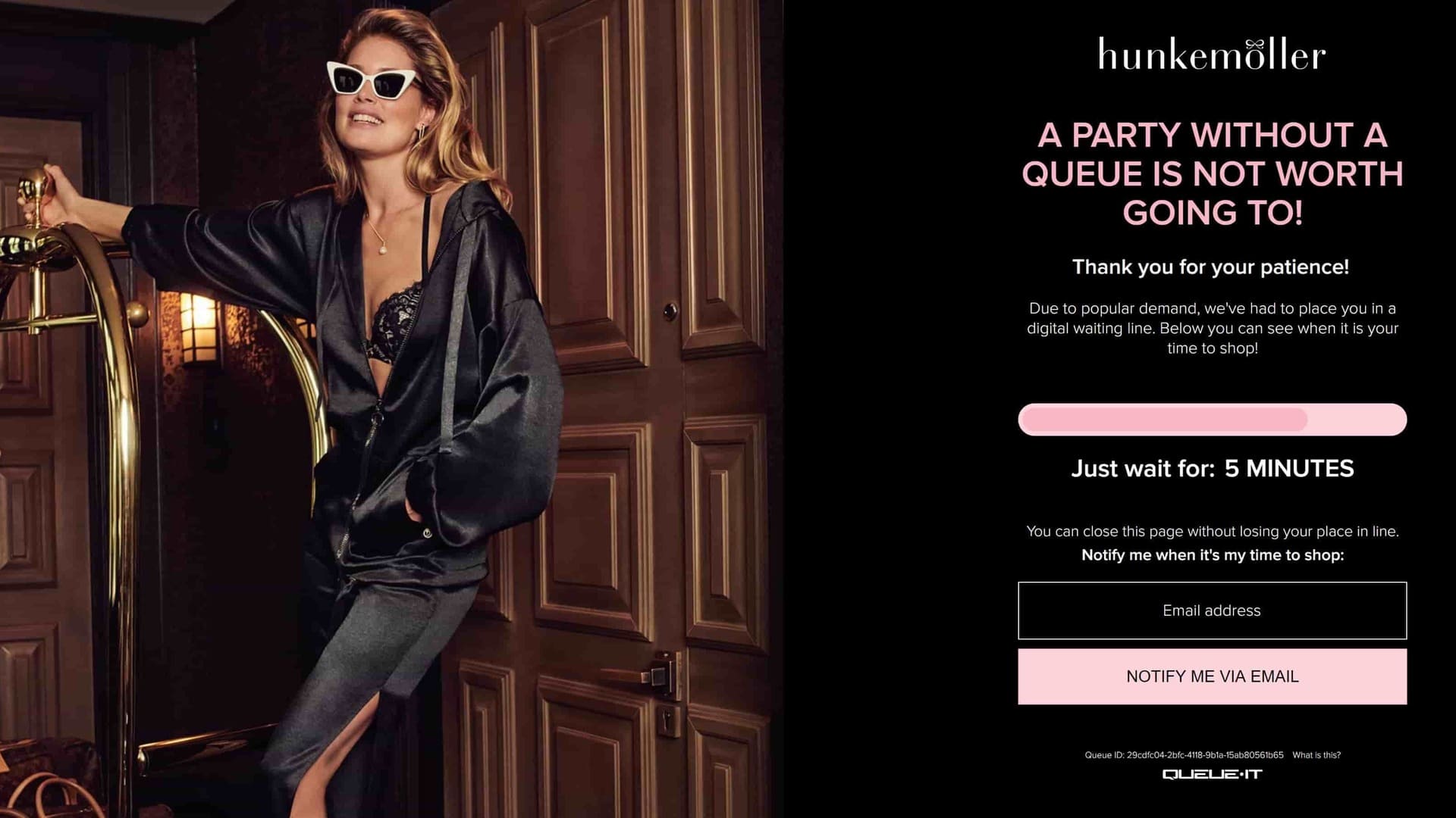 Queue page for Hunkemoller shows the bandwagon effect